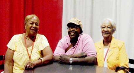 Wini, Carole & Rosetta take a break from shopping
